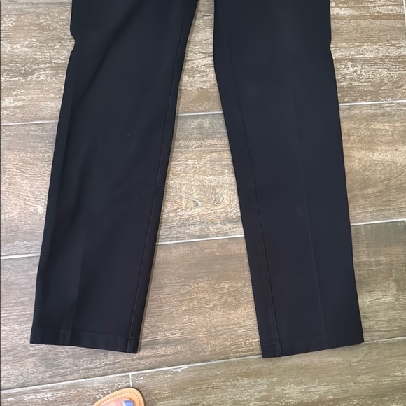 Chic St John Sport Black Trousers with Gold Details - Picture 6 of 12